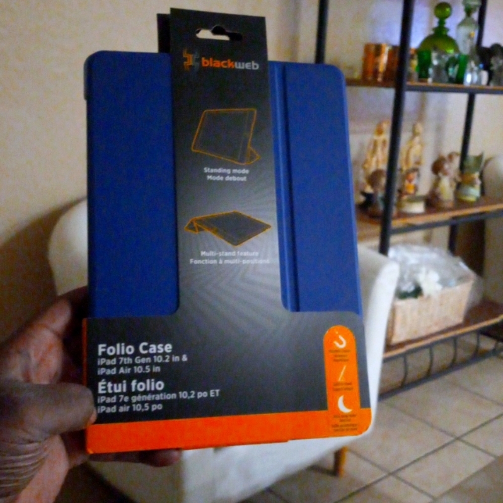 Folio case for ipad